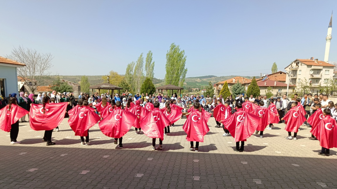 23 Nisan Ulusal Egemenlik ve Çocuk Bayramını Coşkuyla Kutladık